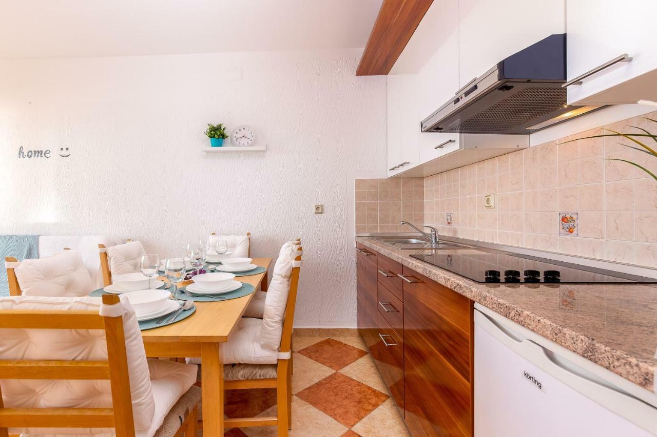 Apartments Villa Maria Crikvenica Exterior photo